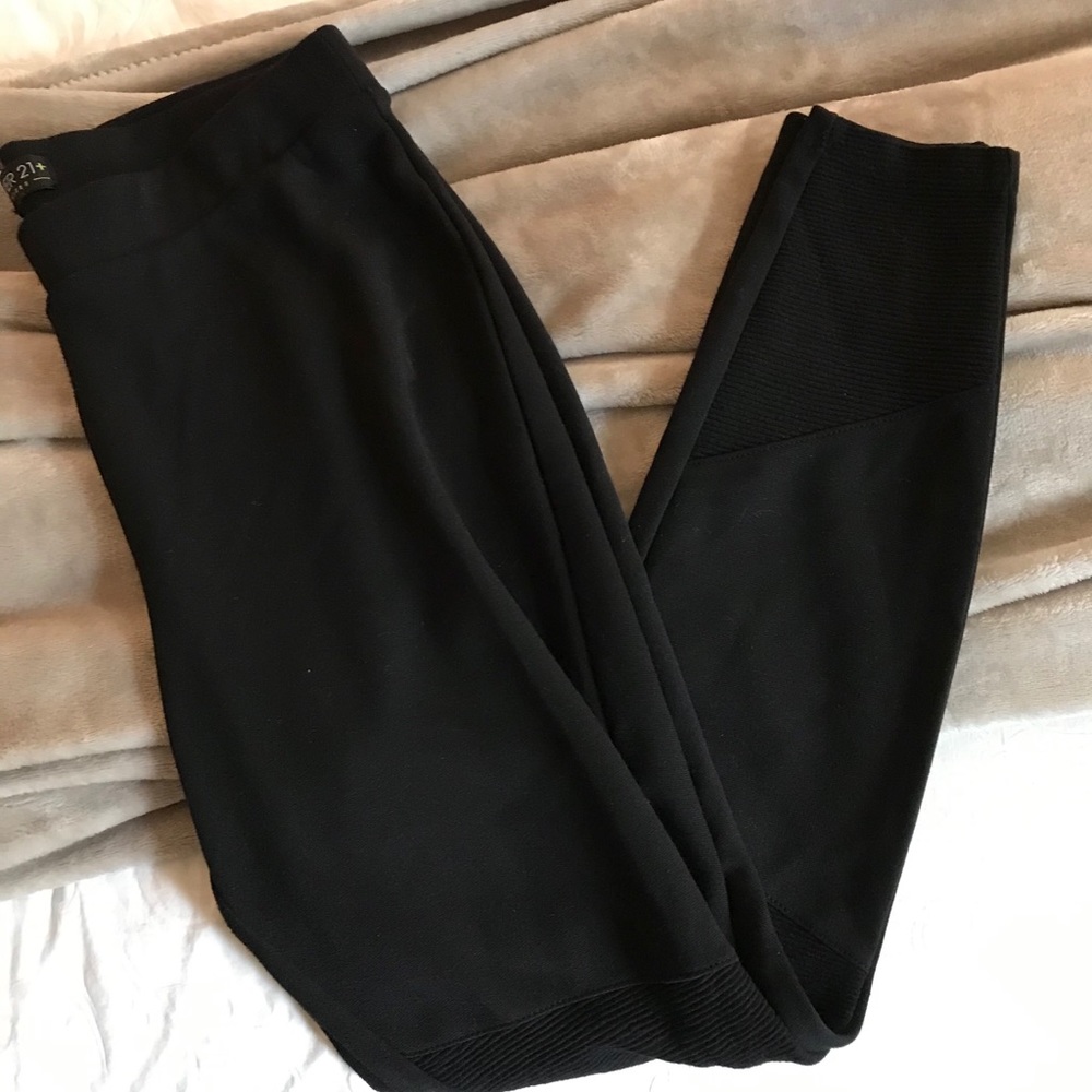 Forever 21 moto leggings
